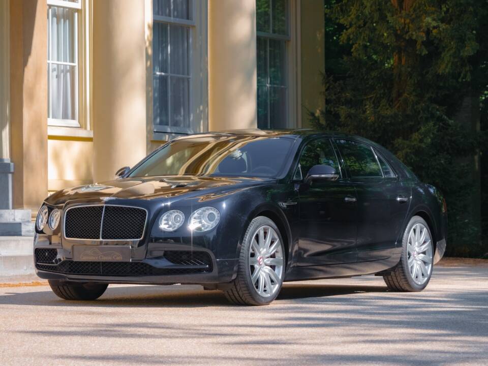 Imagen 2/68 de Bentley Flying Spur V8 S (2017)