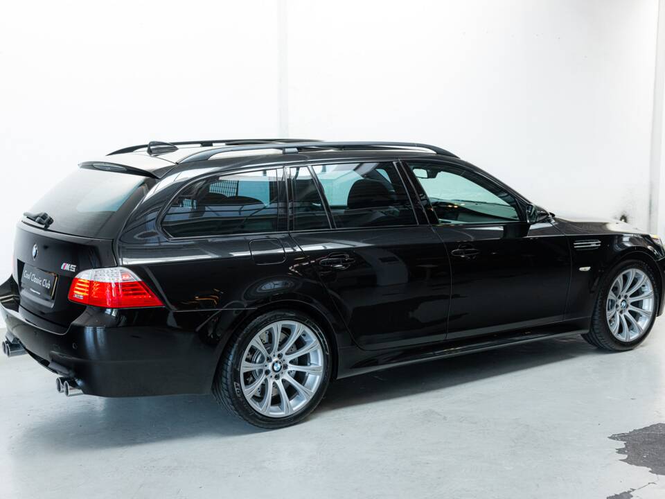 Bild 32/32 von BMW M5 Touring (2007)