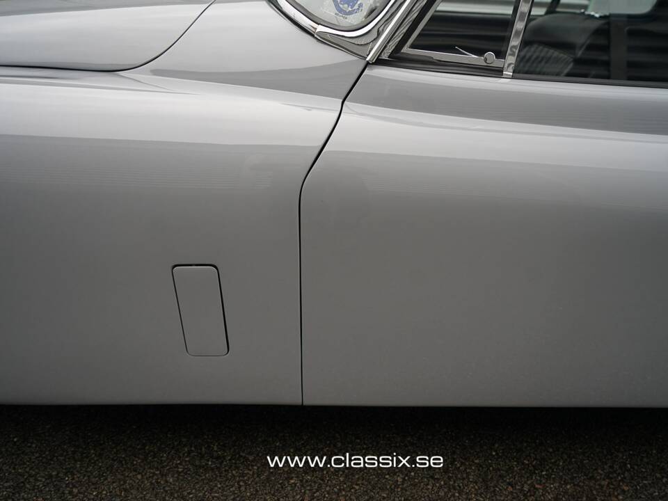 Image 15/31 of Jaguar XK 150 FHC (1958)