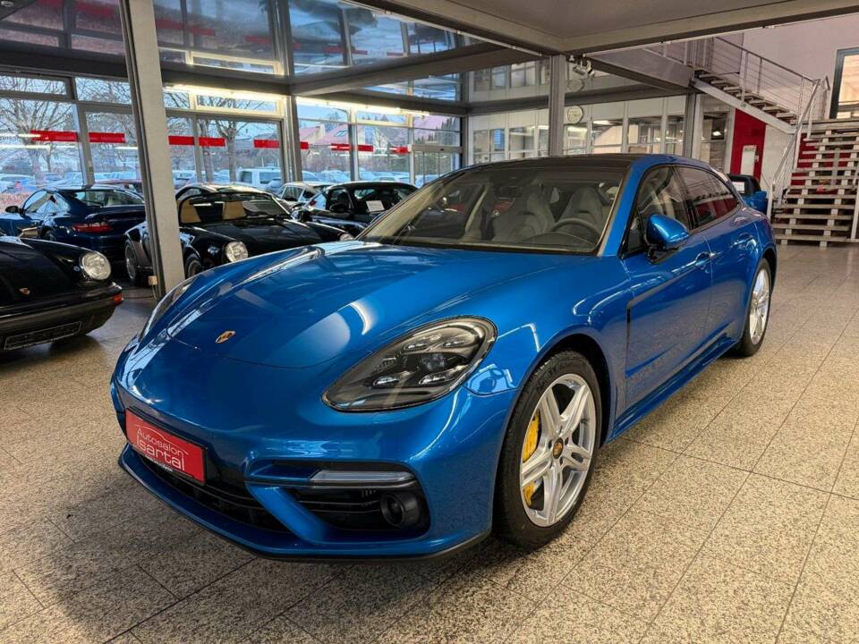Bild 22/27 von Porsche Panamera Turbo Sport Turismo (2019)