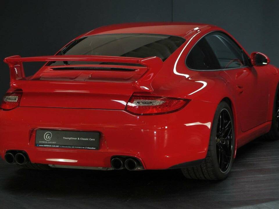 Image 2/50 of Porsche 911 Carrera 4S (2011)