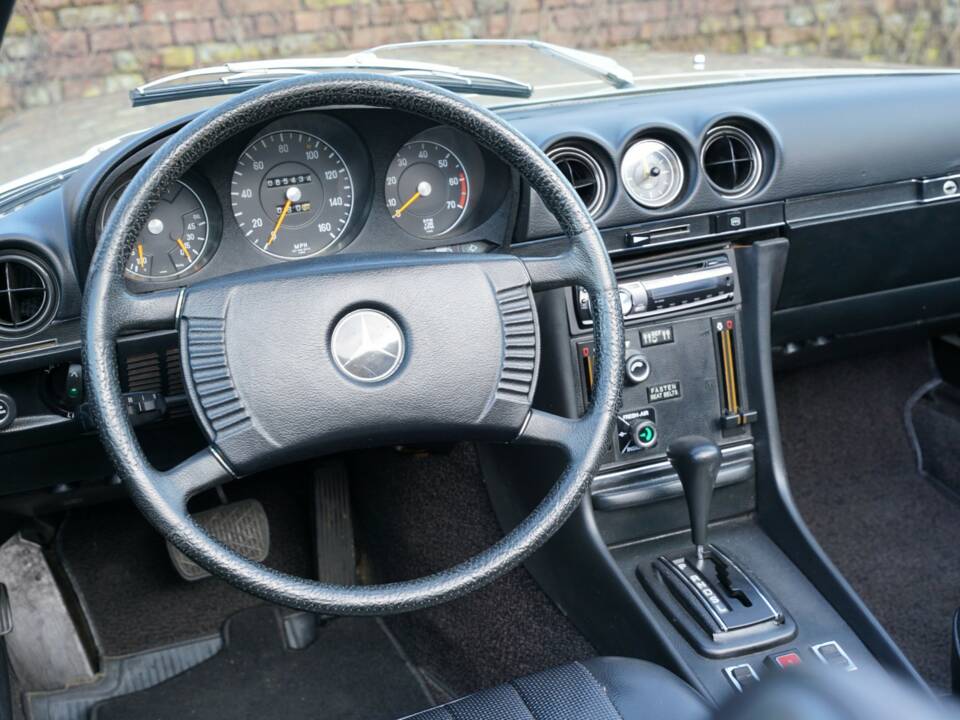 Image 10/50 of Mercedes-Benz 450 SL (1973)
