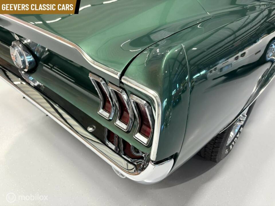 Image 14/25 of Ford Mustang 390 (1967)