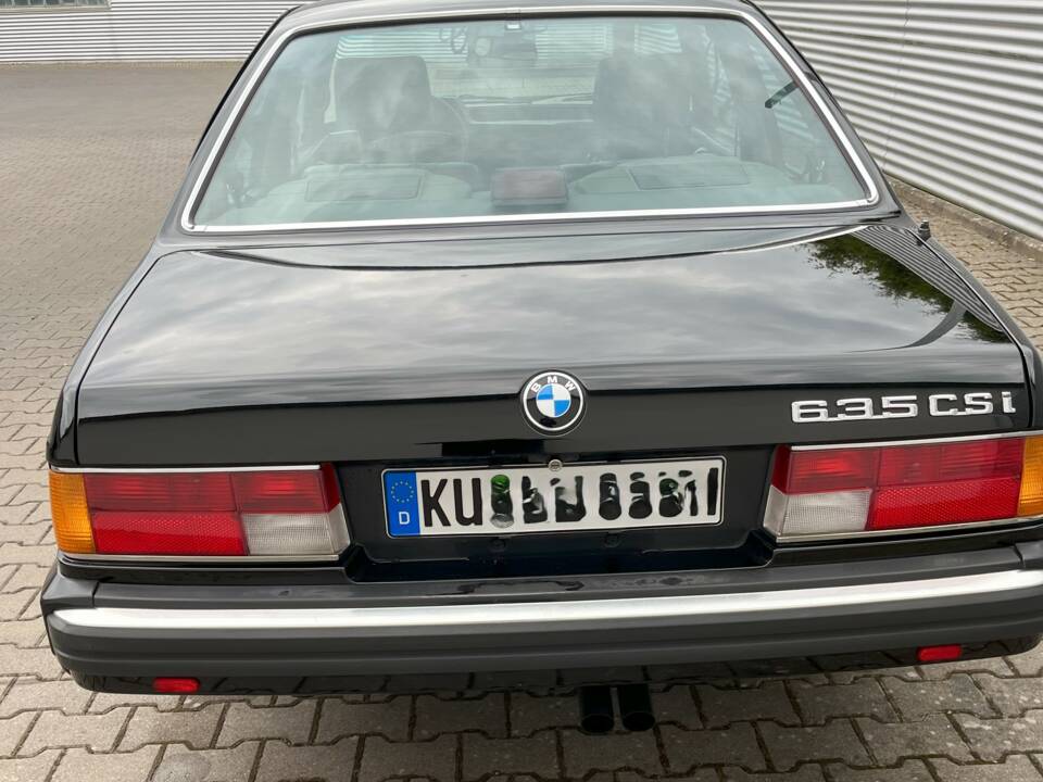 Immagine 4/22 di BMW 635 CSi (1989)