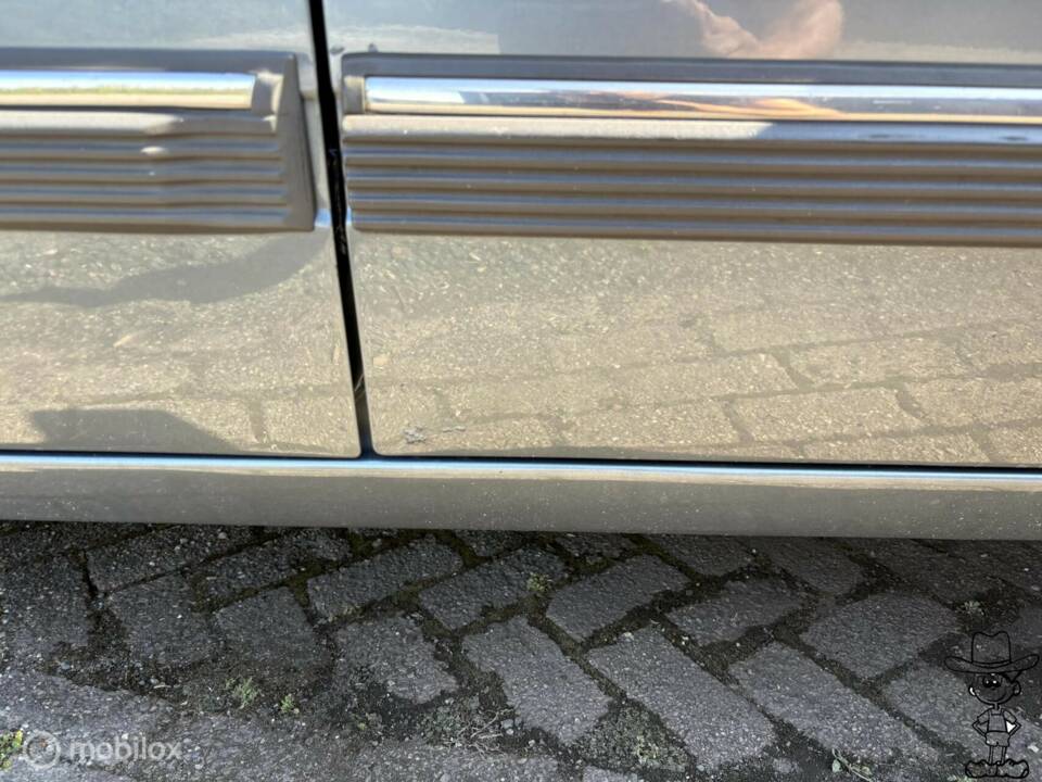 Image 15/35 de Opel Rekord 2,0 E (1985)