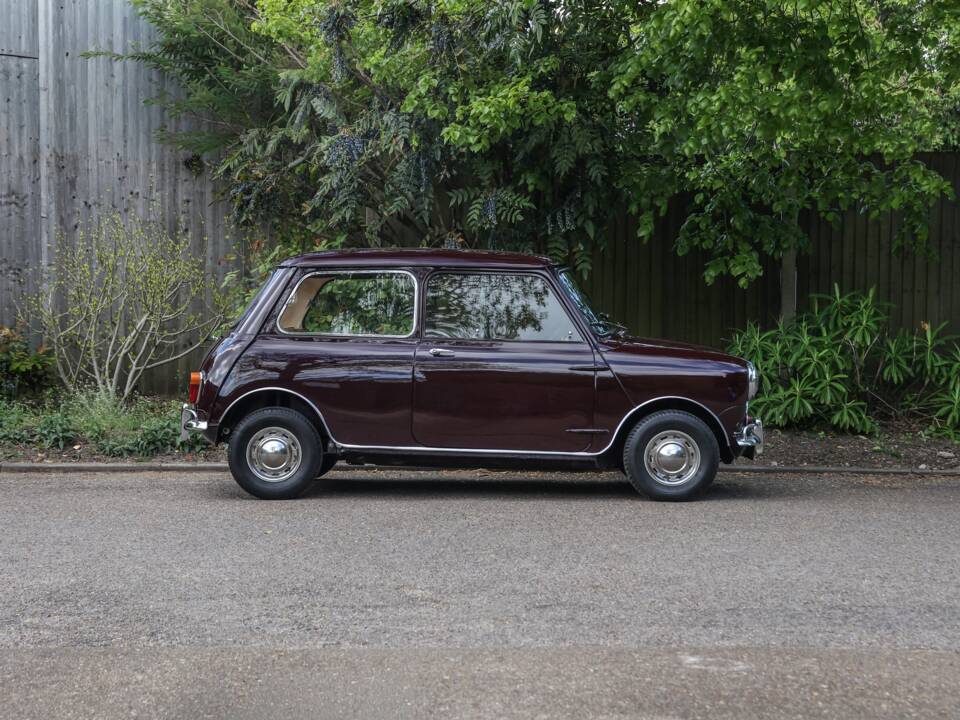 Image 15/46 of Austin Seven (1964)