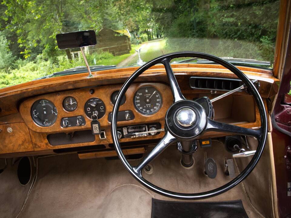 Image 11/52 of Rolls-Royce Silver Cloud II (1962)