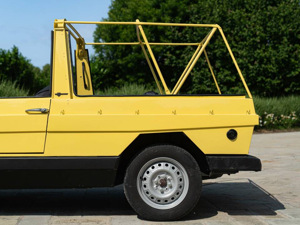 Image 21/50 of FIAT 127 Moretti Midimaxi 900 (1980)