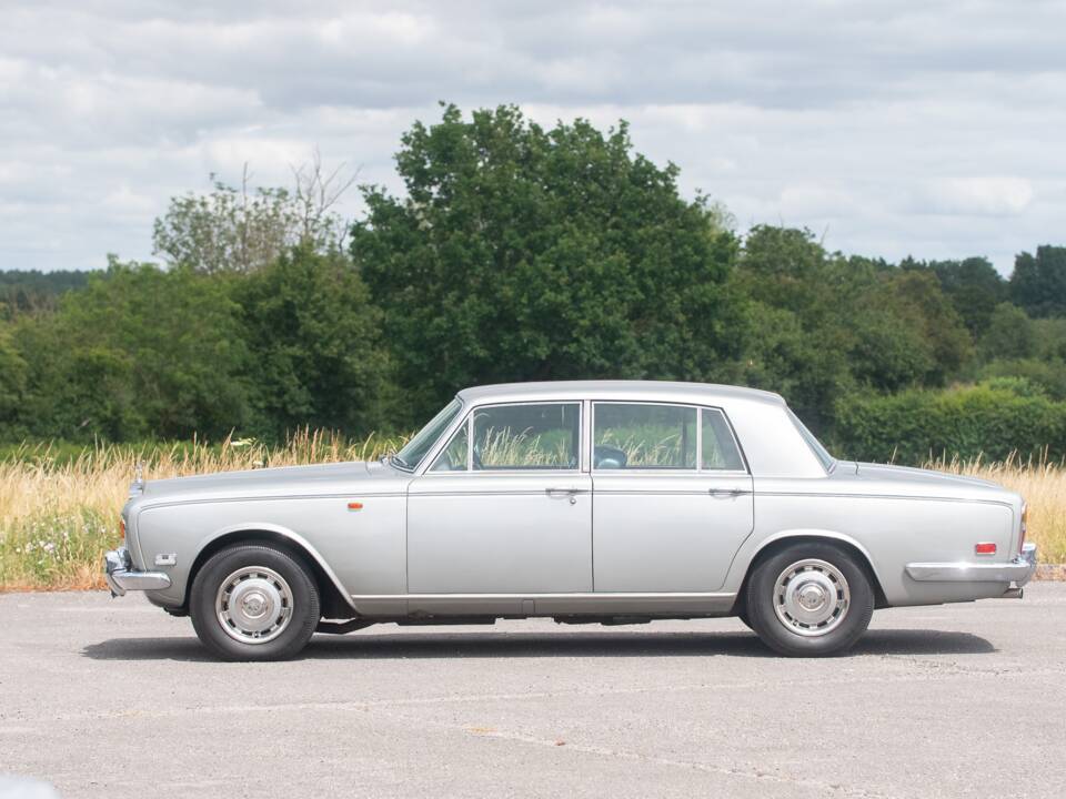 Image 31/50 of Rolls-Royce Silver Shadow I (1973)