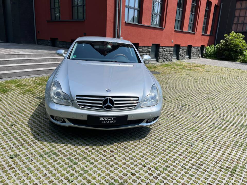 Afbeelding 1/16 van Mercedes-Benz CLS 350 (2005)