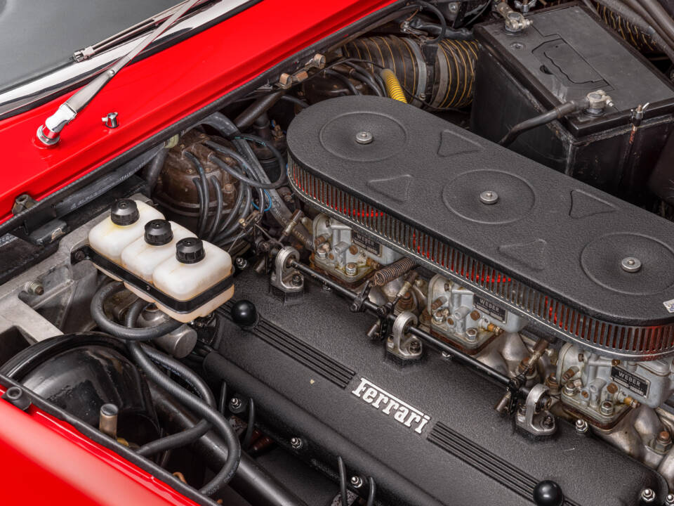 Image 25/28 of Ferrari 275 GTS (1965)