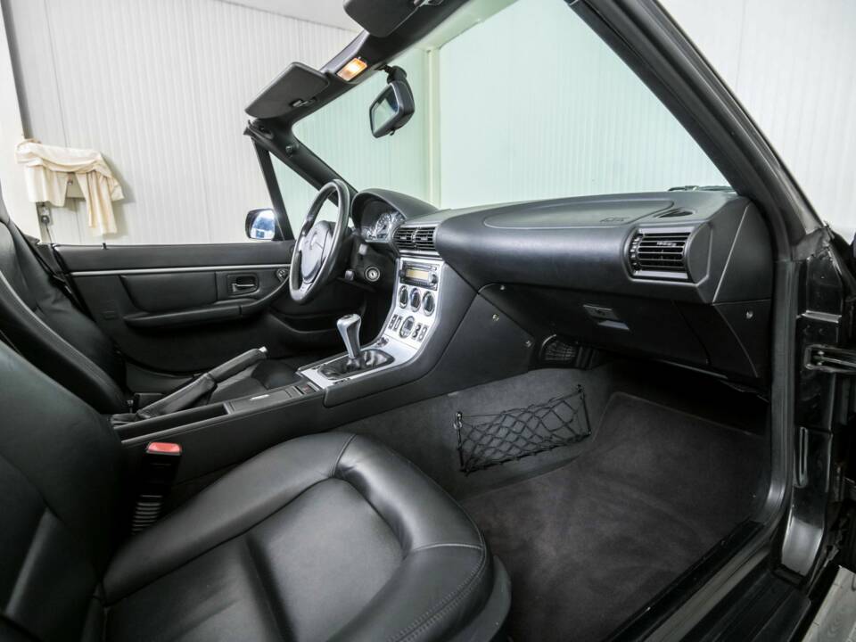 Image 10/50 of BMW Z3 1.8 (2001)