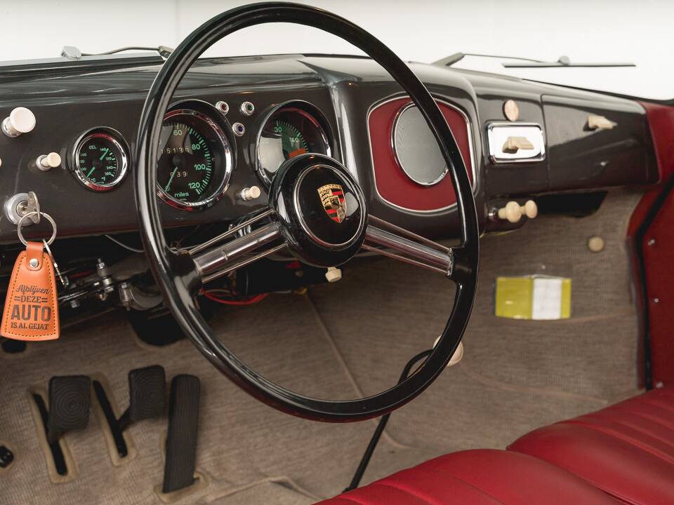 Immagine 19/36 di Porsche 356 1500 Super (1953)