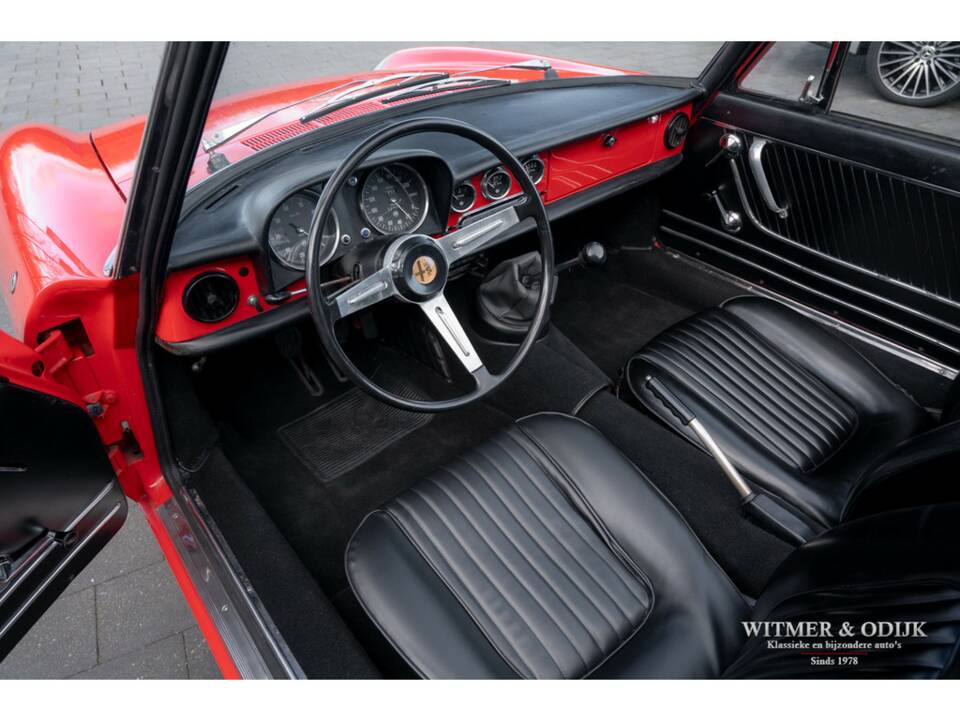 Image 6/29 of Alfa Romeo 1600 Spider Duetto (1967)