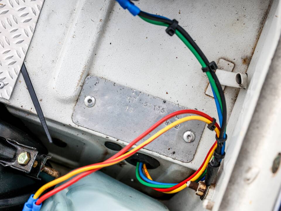 Image 40/42 of Triumph TR 4A (1966)