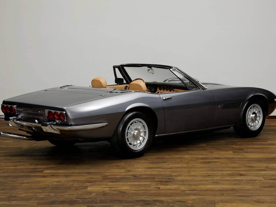 Image 6/23 of Maserati Ghibli Spyder (1970)