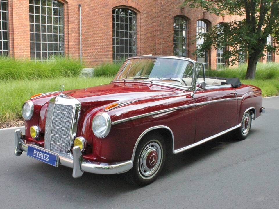 Bild 2/14 von Mercedes-Benz 220 SE Cabriolet (1959)