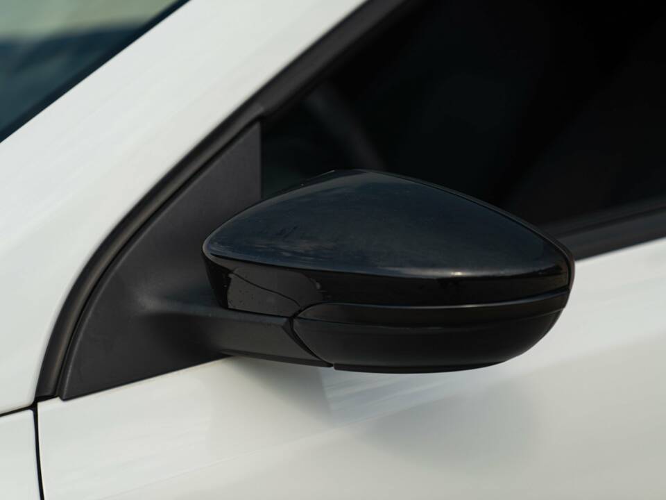 Bild 18/22 von Volkswagen Scirocco 2.0 TSI (2009)