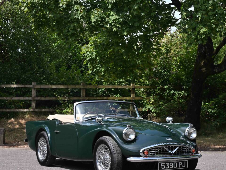 Afbeelding 15/50 van Daimler SP 250 (1963)