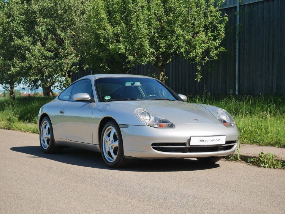 Image 18/49 of Porsche 911 Carrera (1900)