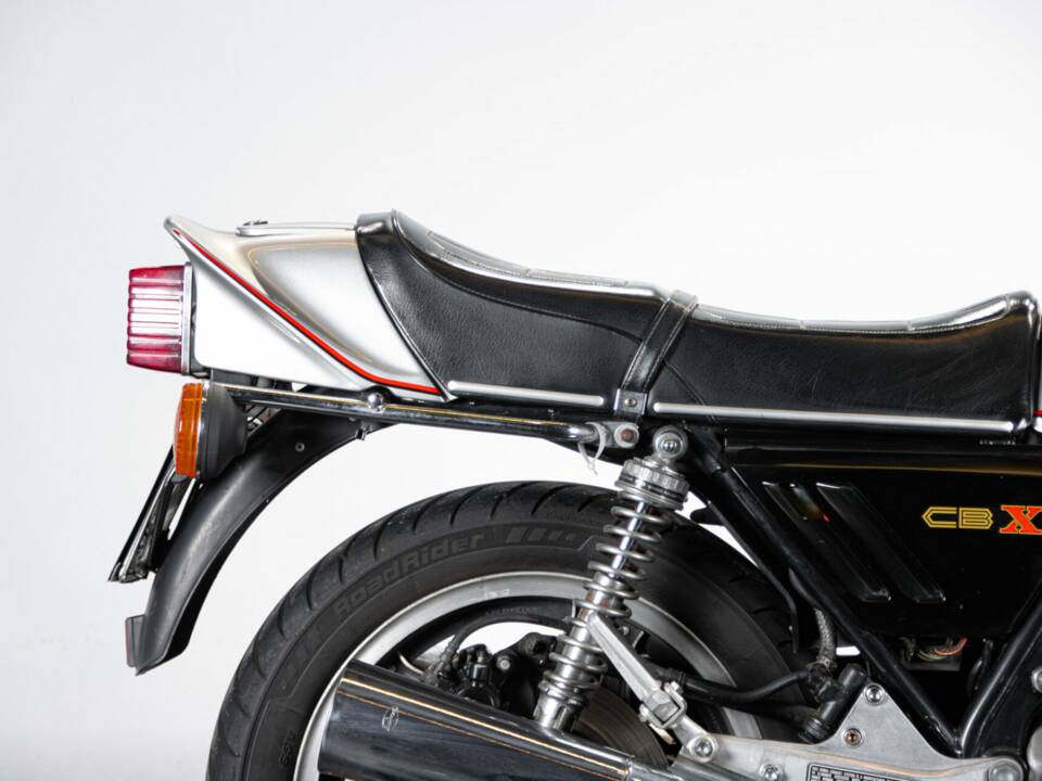 Image 33/50 of Honda DUMMY (1980)