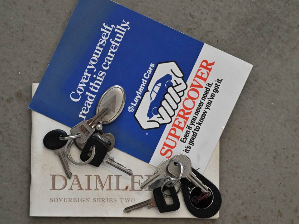 Bild 18/36 von Daimler Sovereign 4.2 (1976)