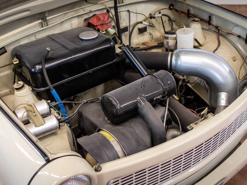 Bild 20/23 von Trabant 601 (1990)