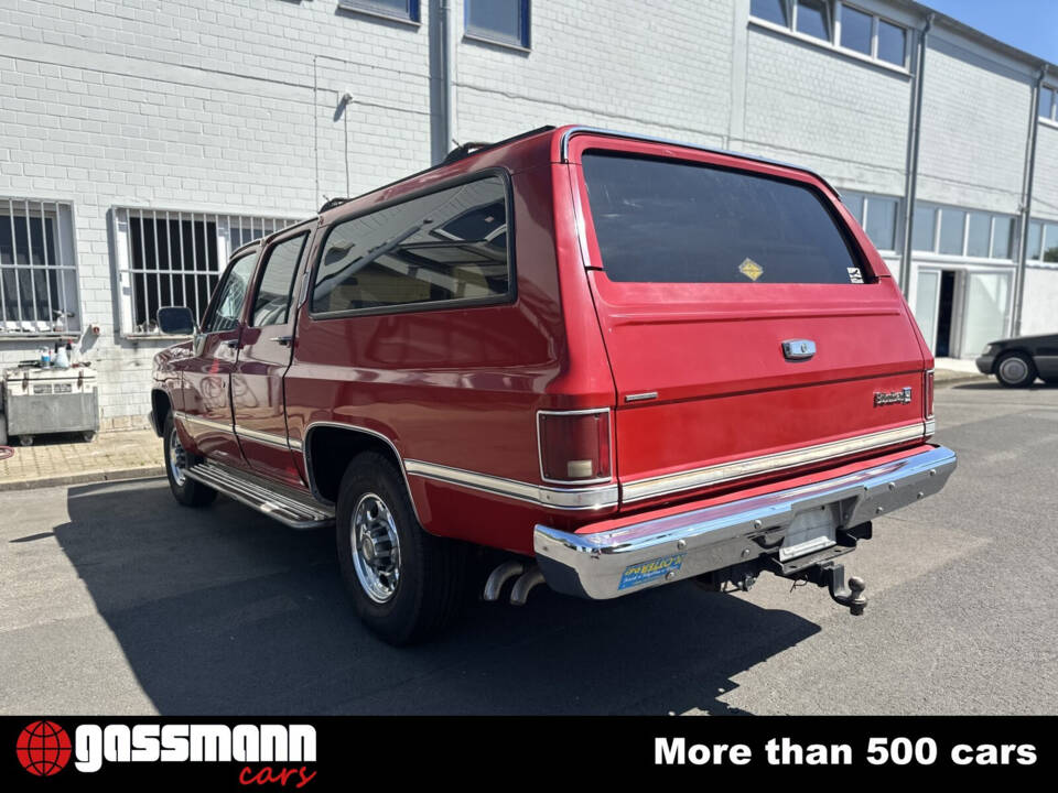 Image 6/15 de Chevrolet Suburban (1987)