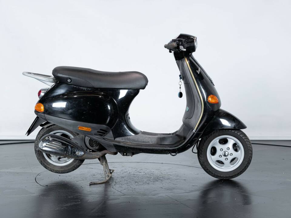 Bild 5/22 von Piaggio Vespa ET2 50 (1997)