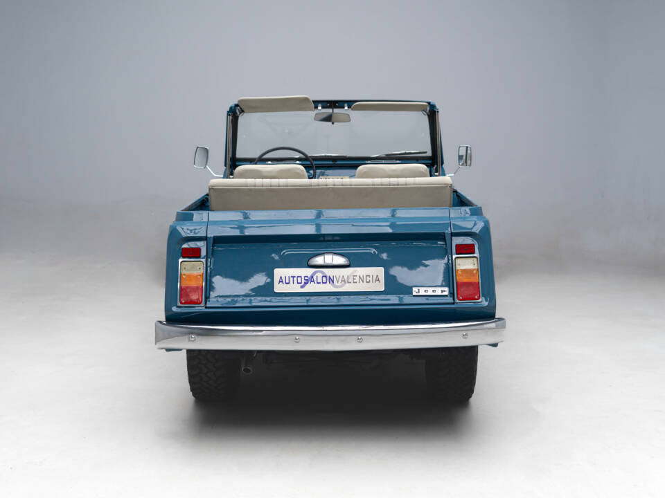 Bild 8/37 von Jeep Commando (1972)