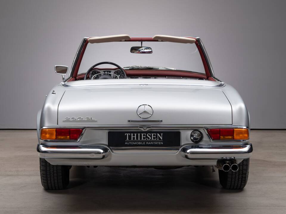 Bild 17/44 von Mercedes-Benz 280 SL (1970)