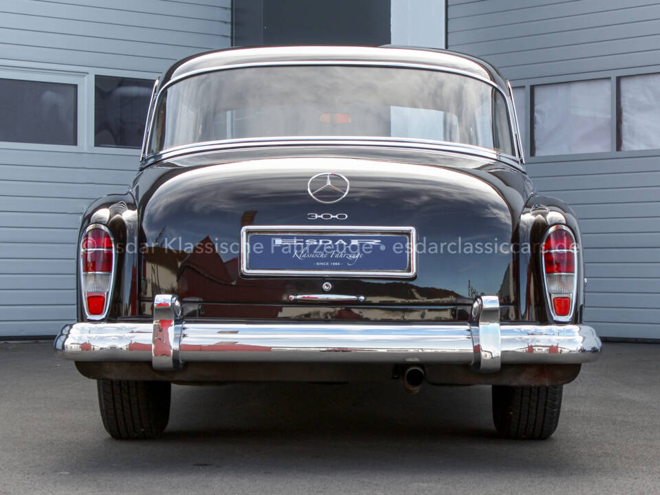 Image 23/39 of Mercedes-Benz 300 d (1961)