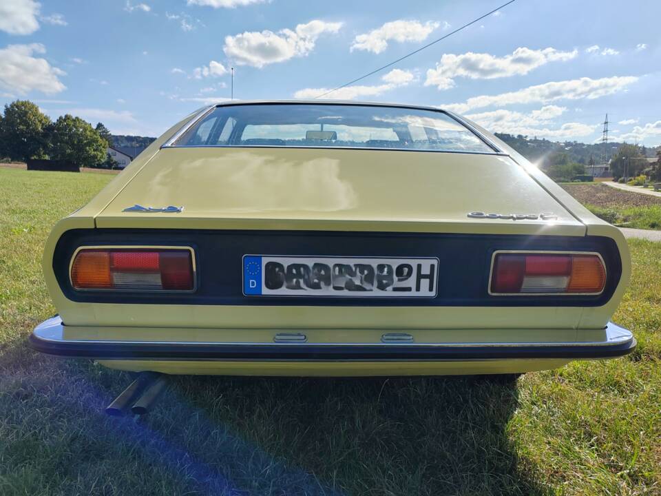 Image 13/54 of Audi 100 Coupe S (1971)