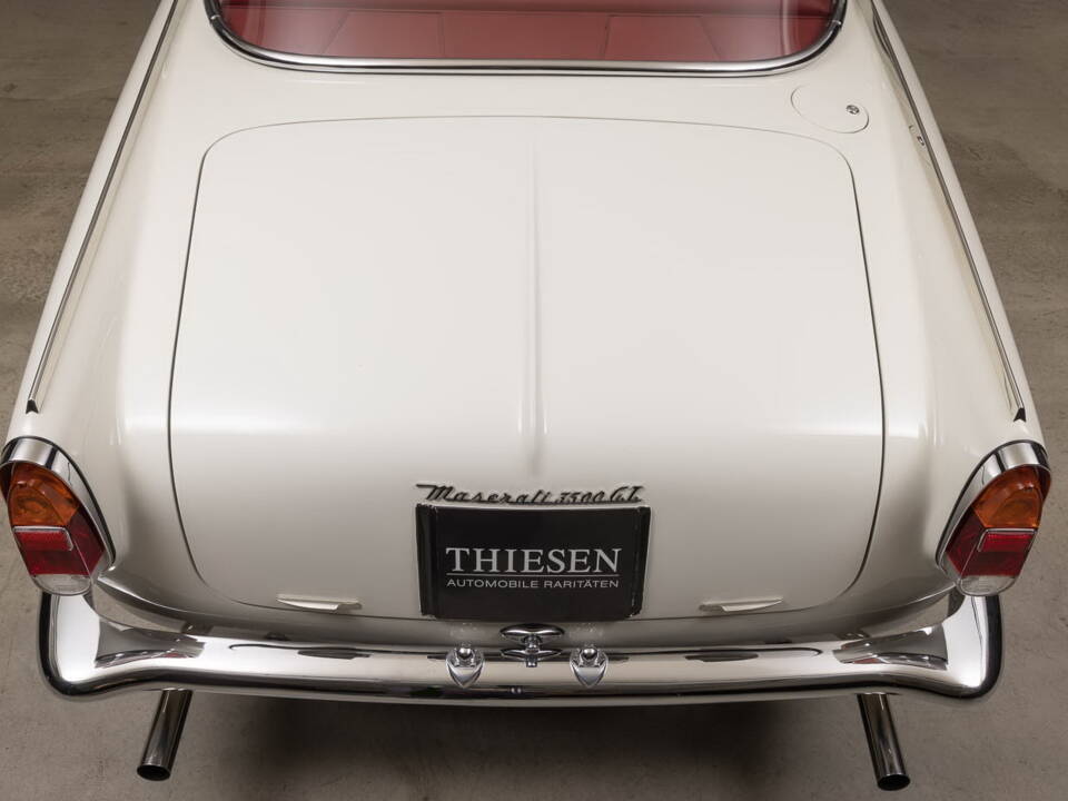 Image 13/39 of Maserati 3500 GT Touring (1961)
