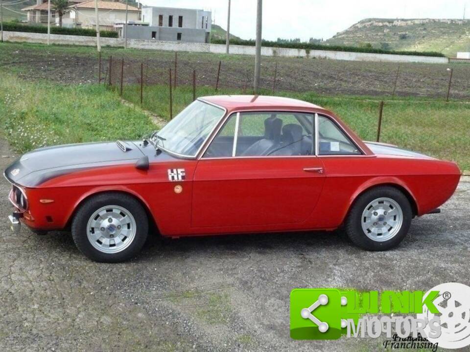 Image 4/10 of Lancia Fulvia Montecarlo (1975)