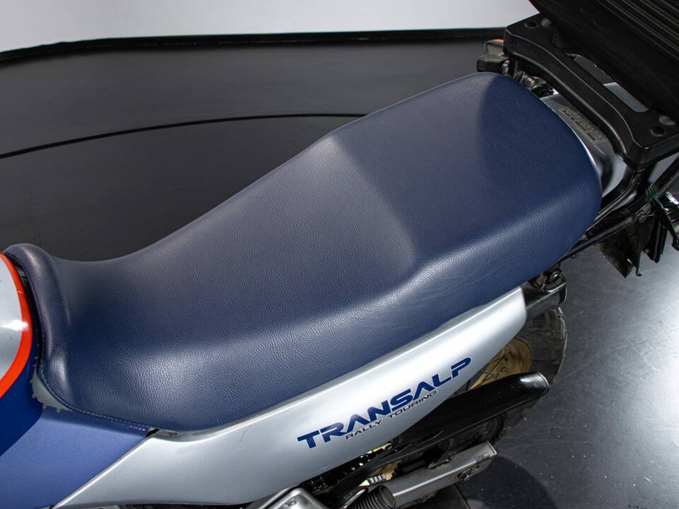 Image 40/43 of Honda XL 600V Transalp (1987)