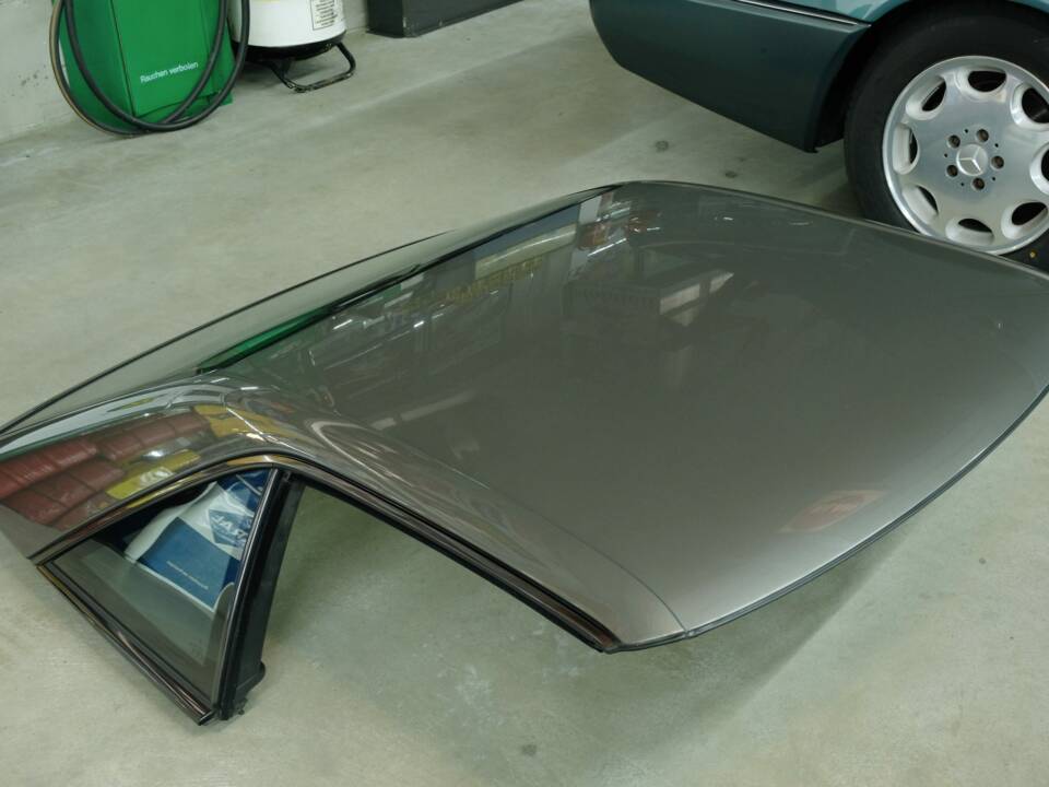 Image 4/50 of Mercedes-Benz SL 500 (1994)