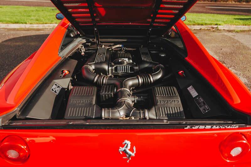 Image 33/50 de Ferrari F 355 Berlinetta (1998)