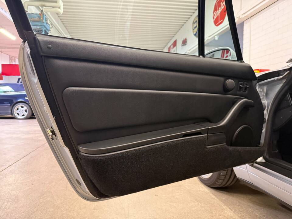 Afbeelding 6/18 van Porsche 911 Carrera 4 (1996)