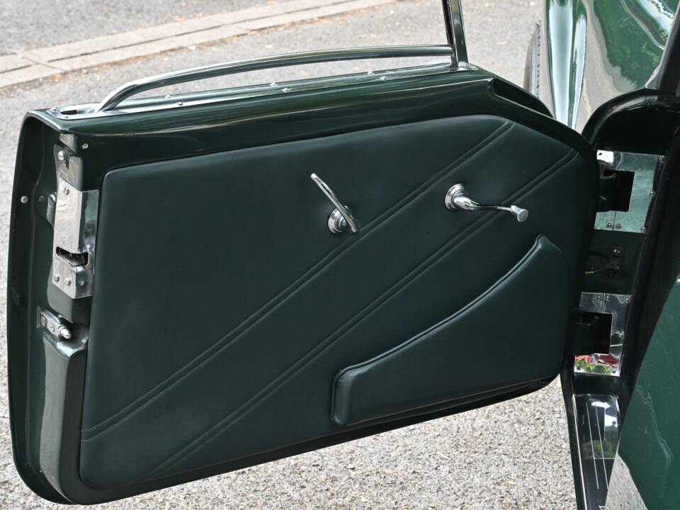 Afbeelding 45/50 van Daimler SP 250 (1963)