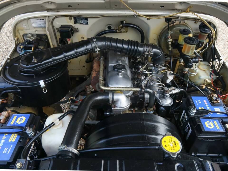 Image 35/50 of Toyota Land Cruiser BJ 40 (1980)