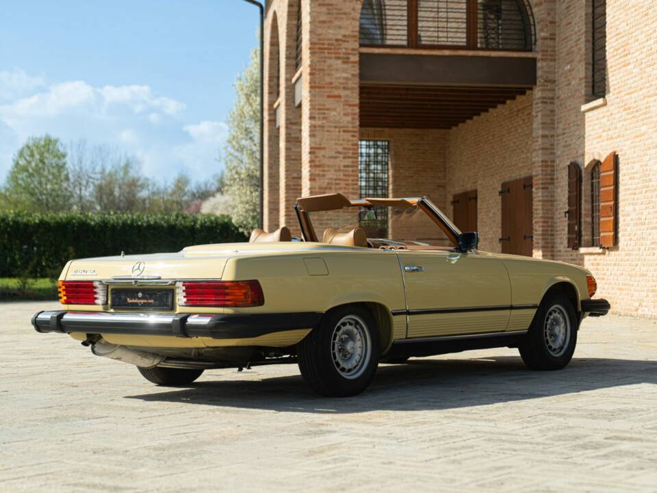 Image 7/50 of Mercedes-Benz 450 SL (1977)