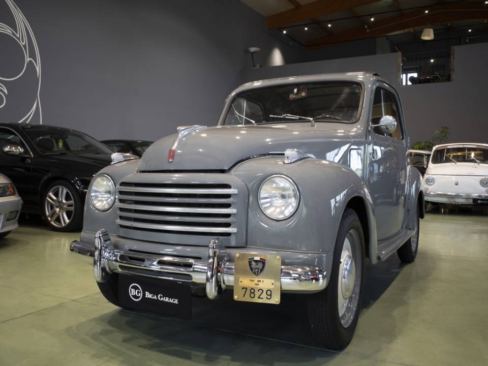 Image 3/37 de FIAT 500 C Topolino (1951)