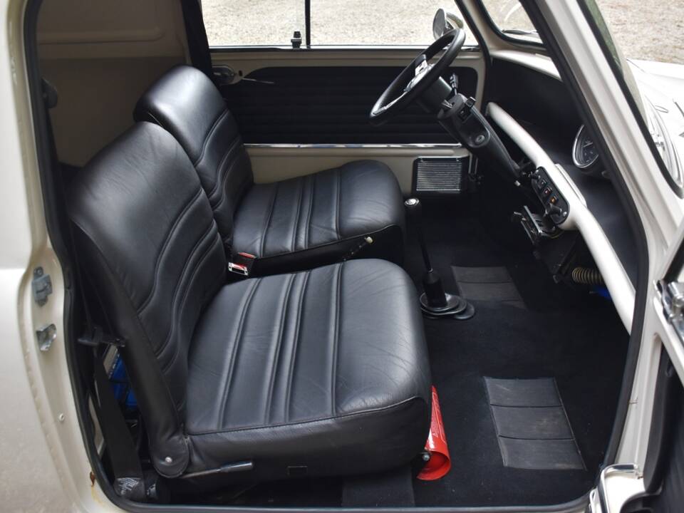 Afbeelding 16/34 van Austin Mini Van (1981)
