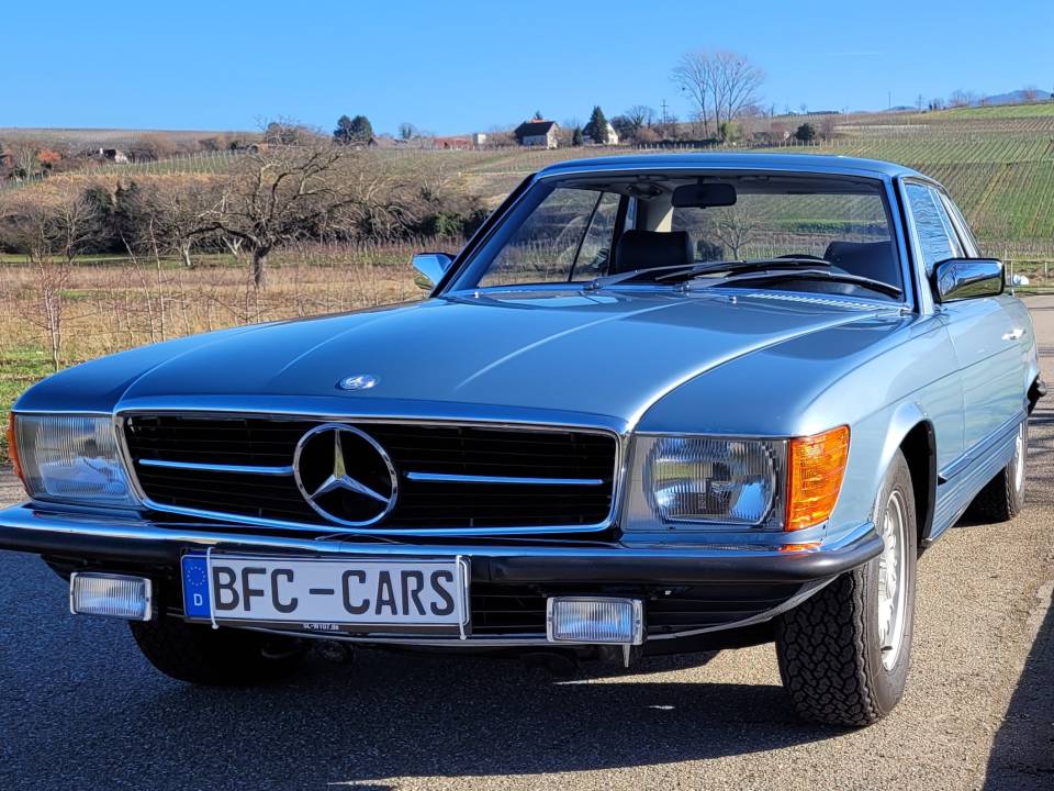 Afbeelding 6/39 van Mercedes-Benz 500 SLC (1981)