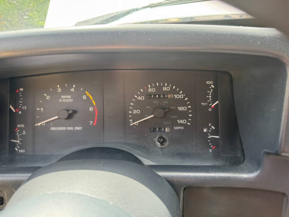 Image 28/30 of Ford Mustang GT (1988)