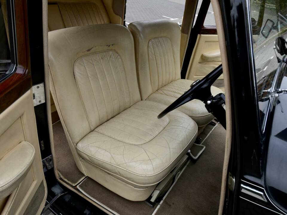 Bild 30/50 von Rolls-Royce Silver Dawn (1954)