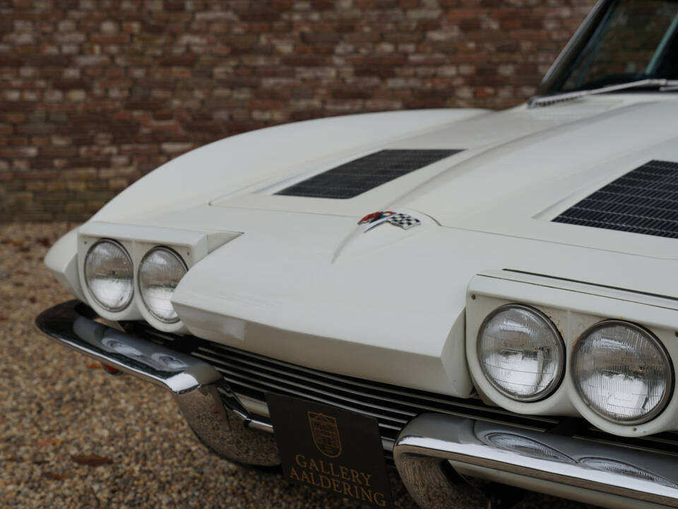 Image 25/50 of Chevrolet Corvette Sting Ray (1963)