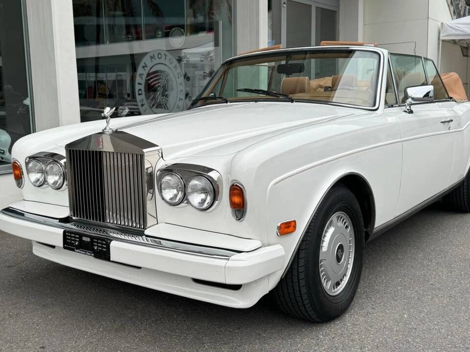 Image 6/21 of Rolls-Royce Corniche S (1995)