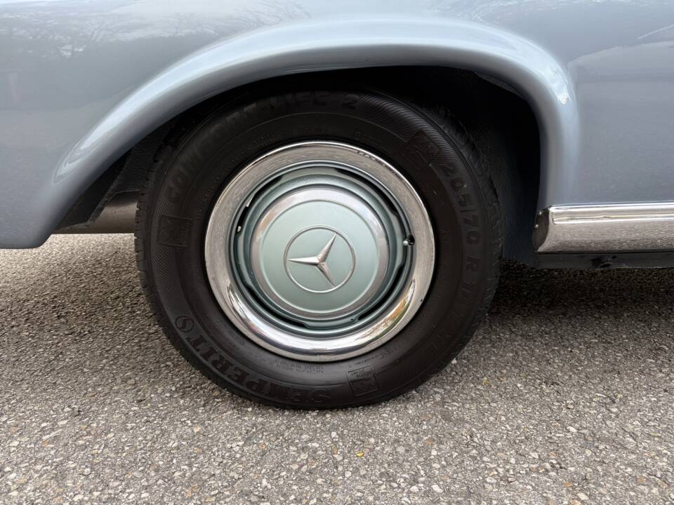Bild 9/43 von Mercedes-Benz 250 SE (1966)